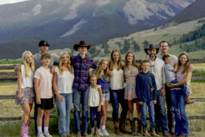 Red Rock Ranch | Reserve Your 2026 Date