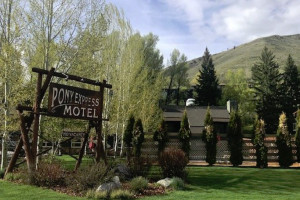 Pony Express Motel