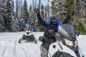 Off-Grid Snowmobile Rentals in Alpine WY