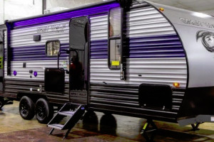 Easy Camper Rental - Alpine trailer rentals